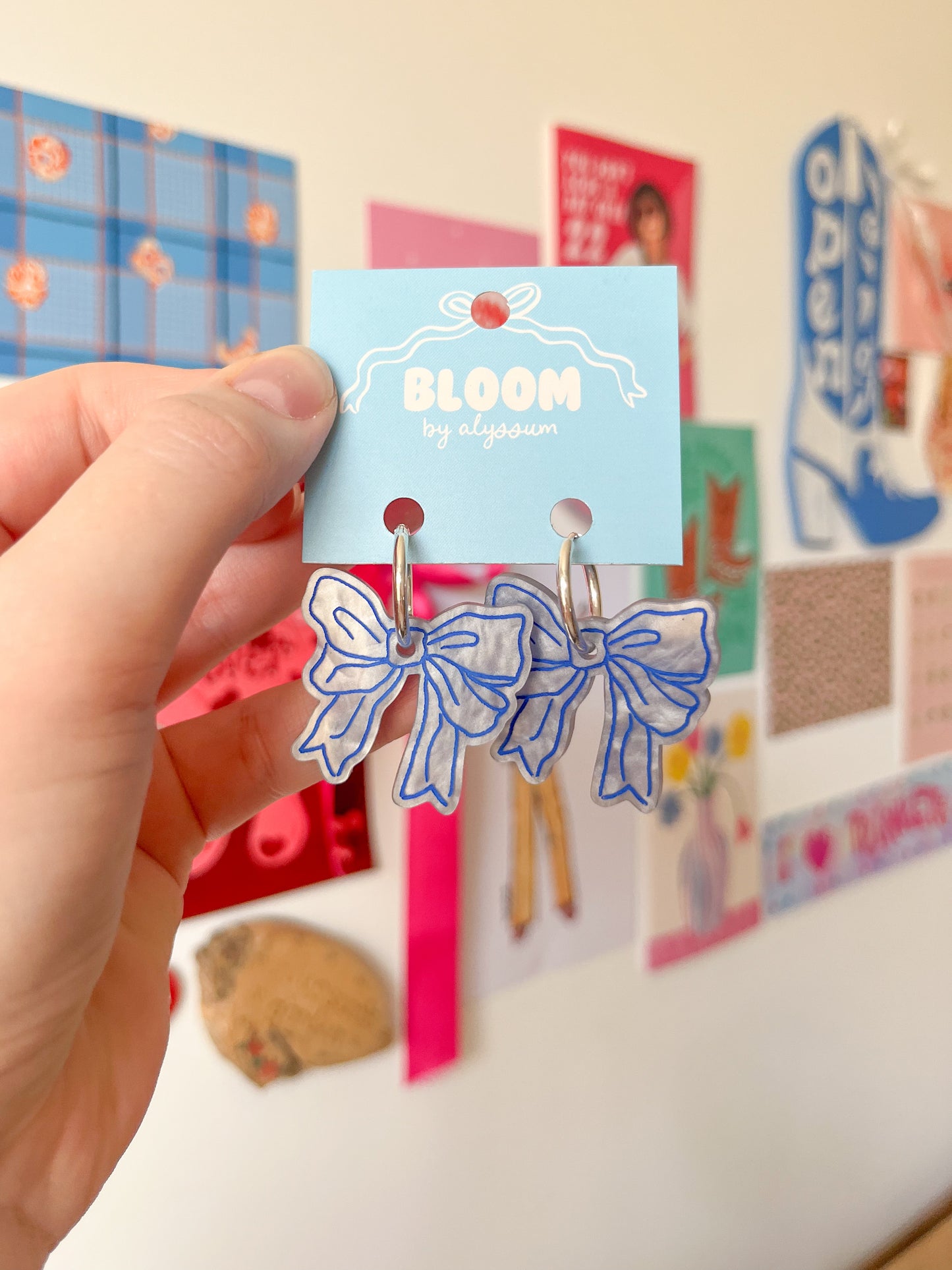 eleanor - light blue bow hoops