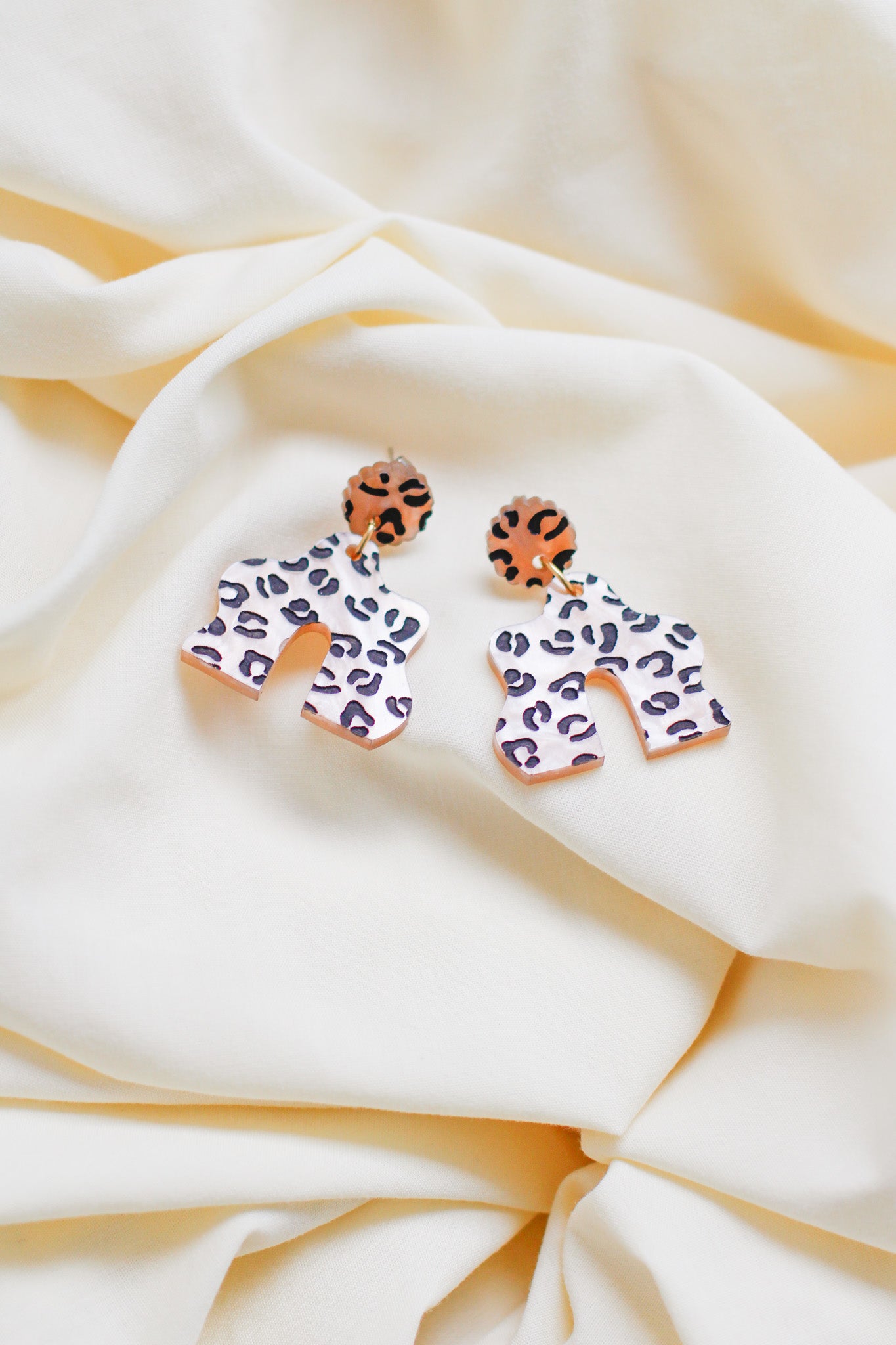 sylvia - leopard print arch dangles