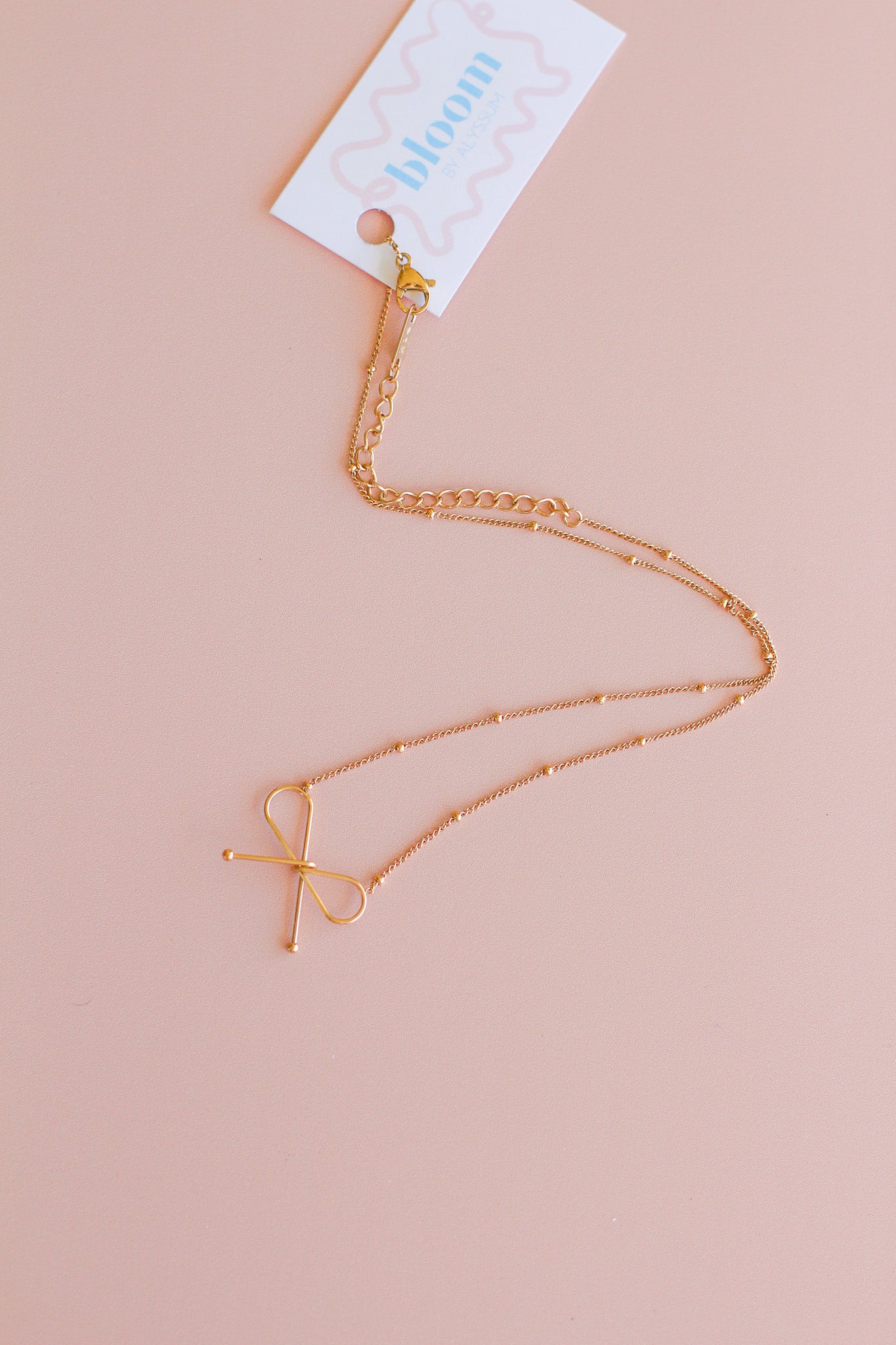 gentle - bow necklace