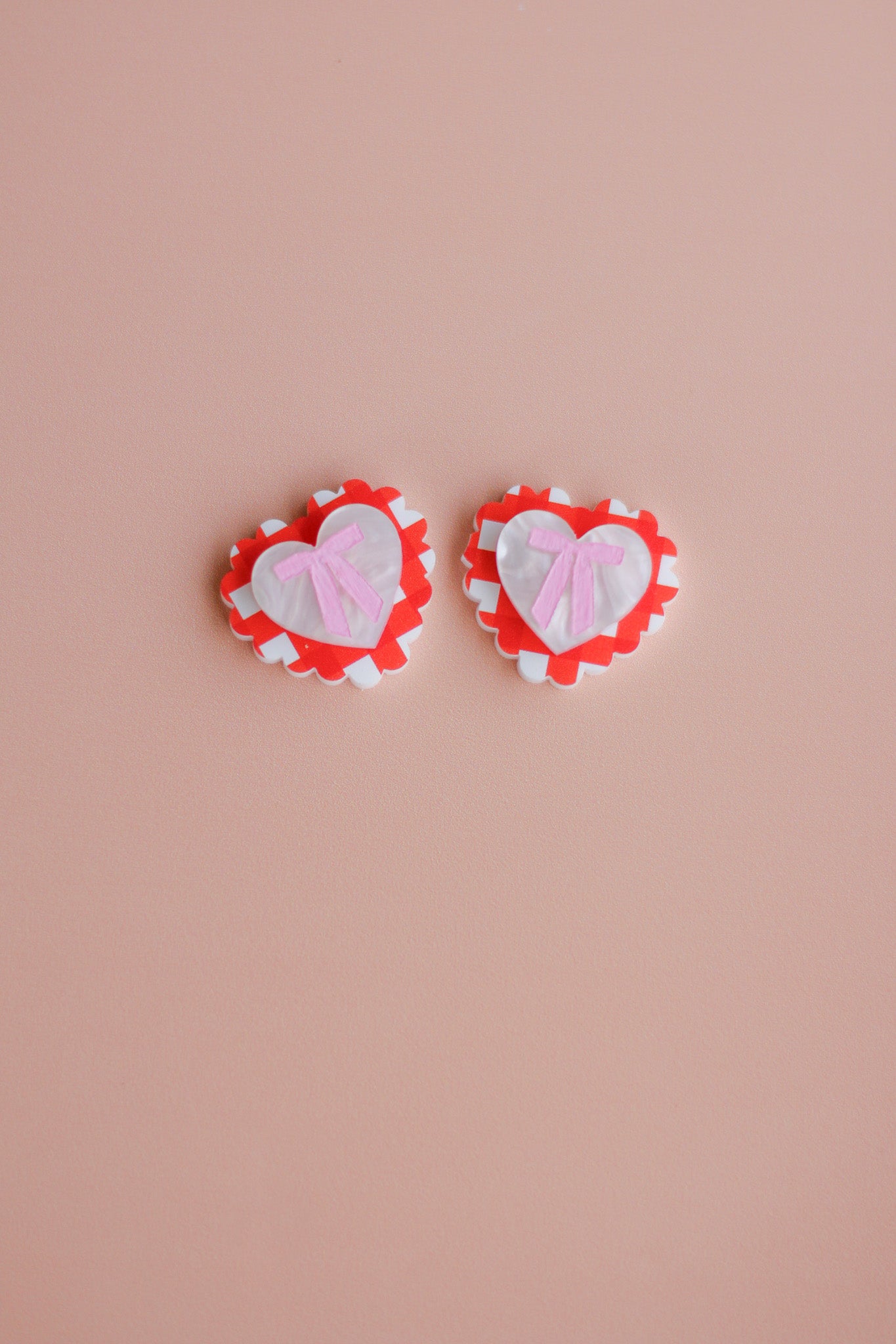 effie - gingham frilly heart studs