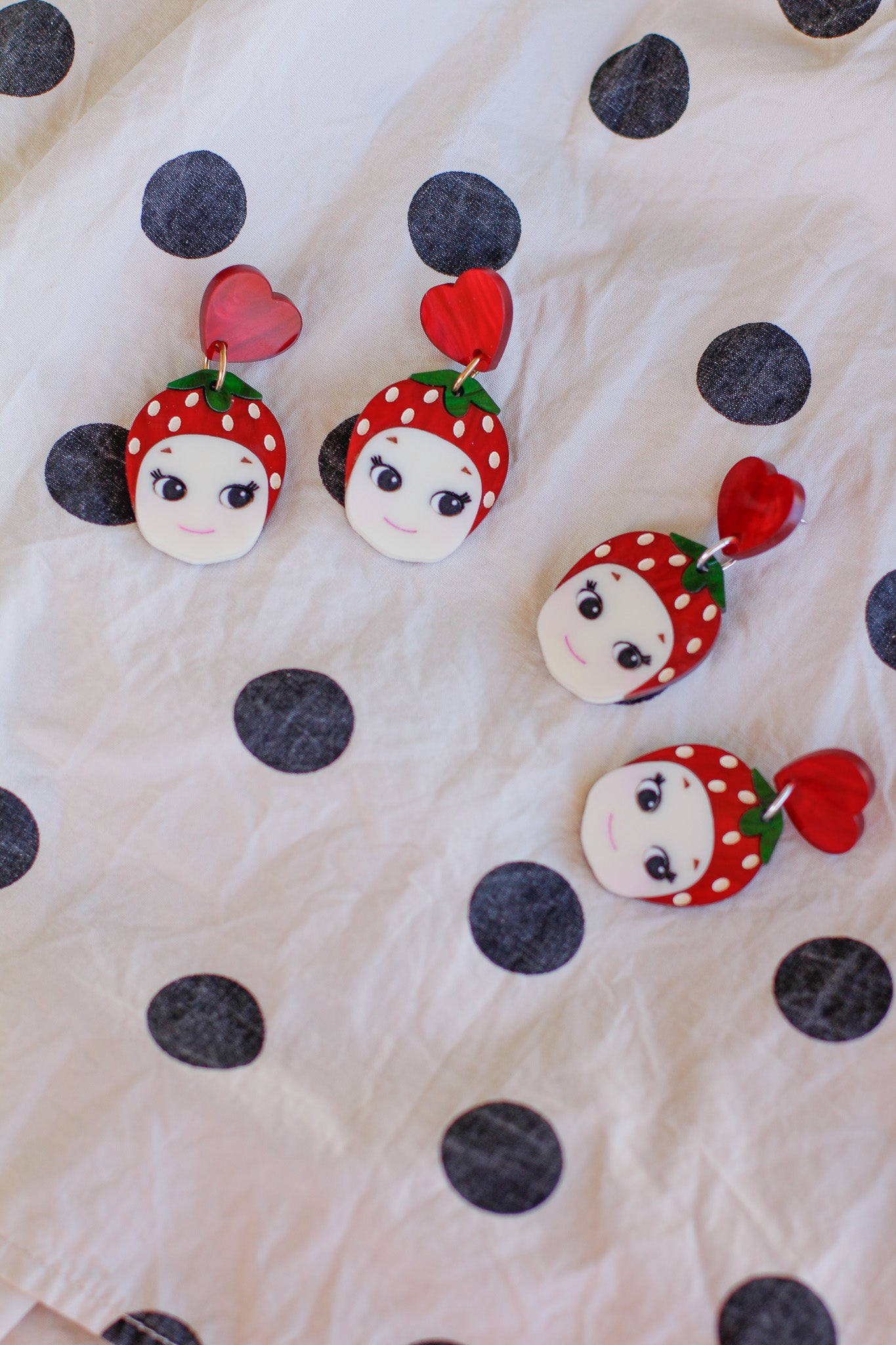 soleil - strawberry sunshine angel baby dangles