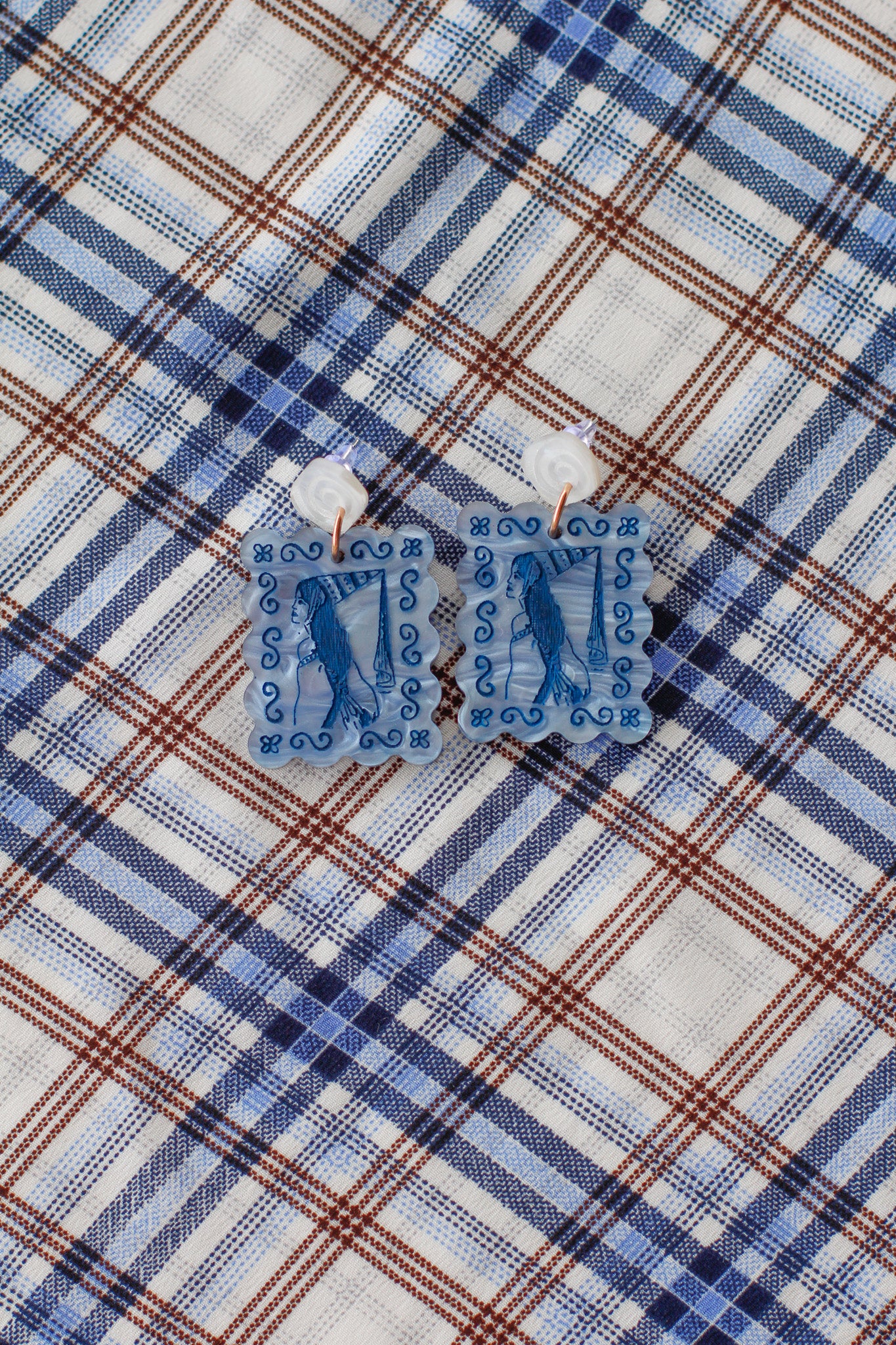 gwen - maiden dangle earrings