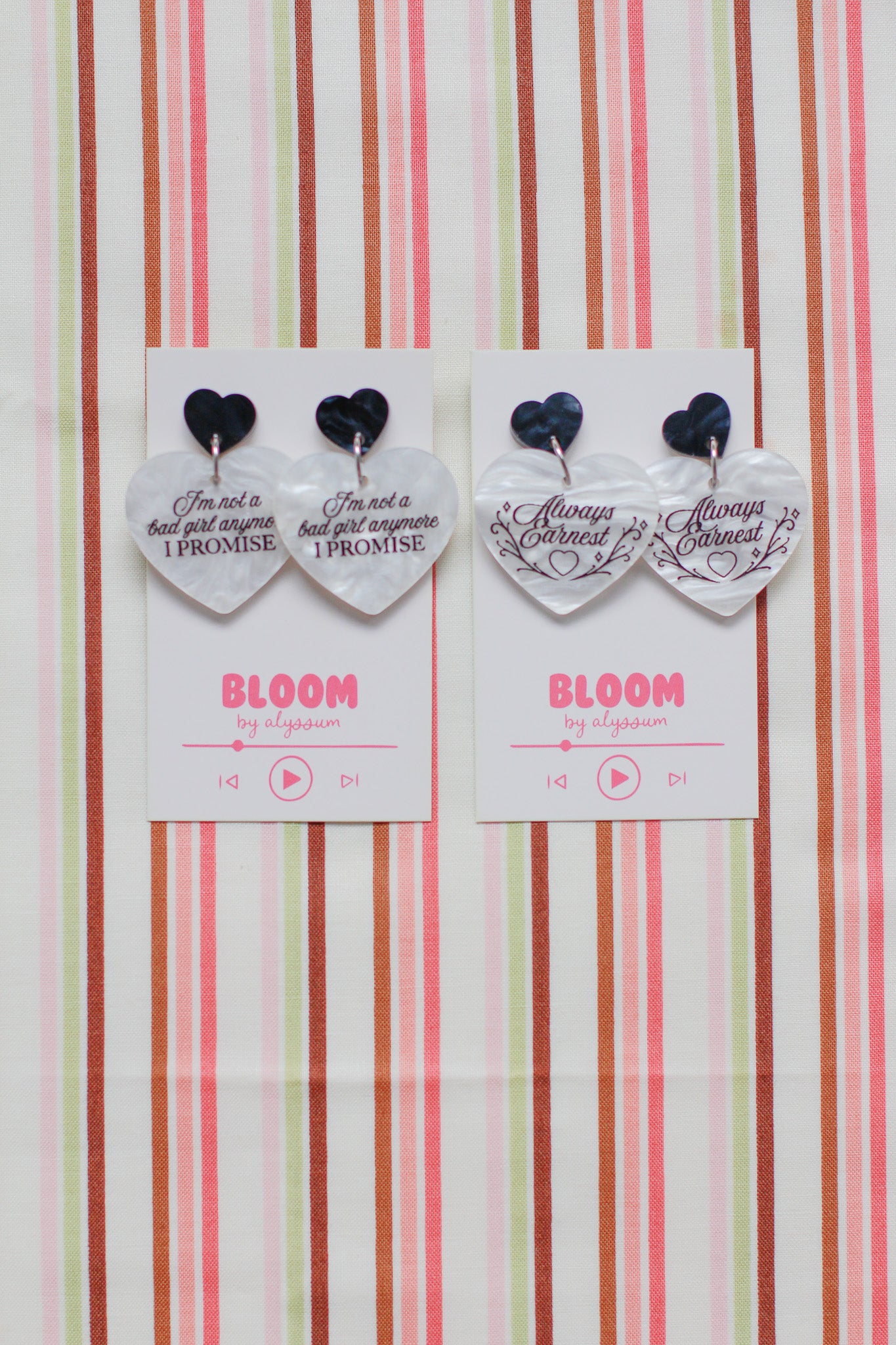 charli - wink wink heart dangle earrings