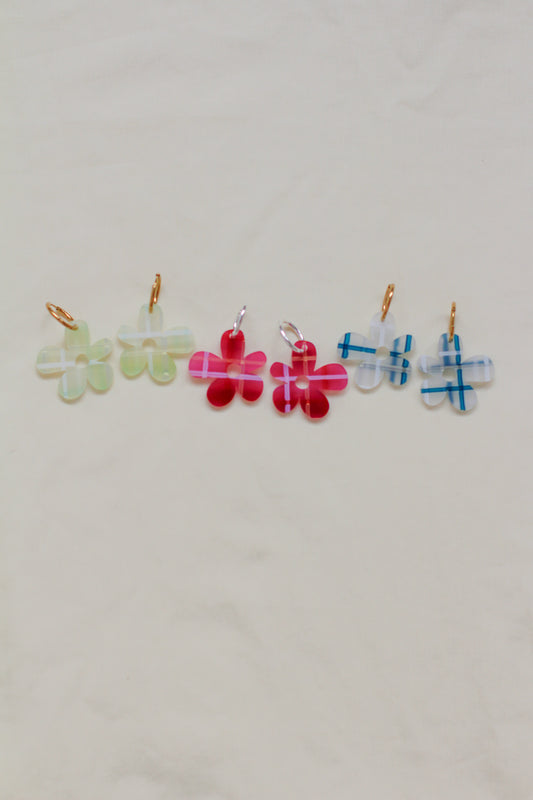 alicia - plaid flower hoop earrings