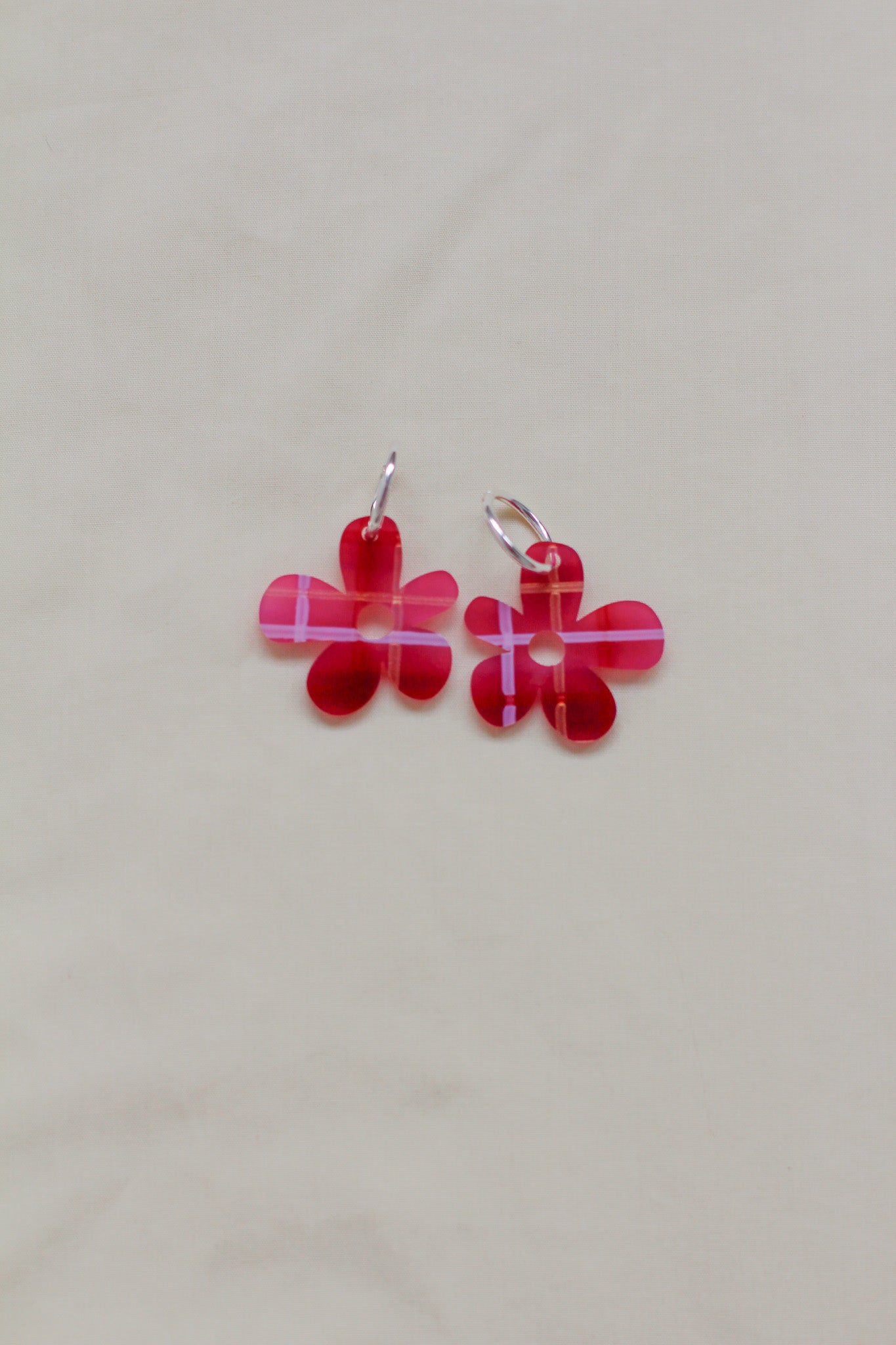 alicia - plaid flower hoop earrings