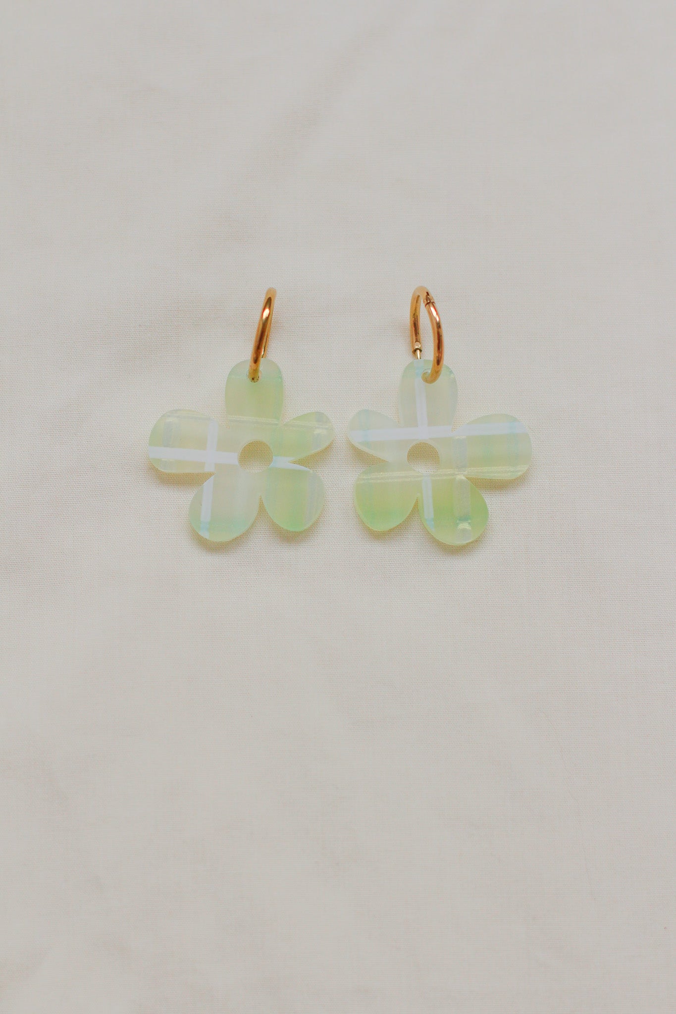 alicia - plaid flower hoop earrings