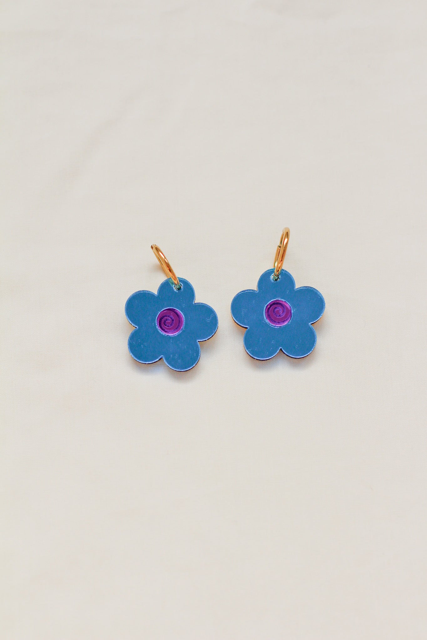 MADE TO ORDER lindsay - bubble flower hoop earrings